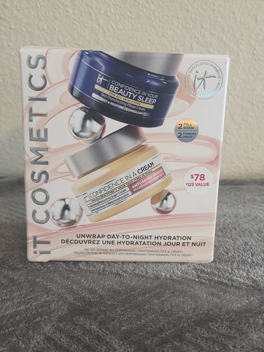 IT Cosmetics Confidence In A Cream Day & Night Hydration Set - Pink/White